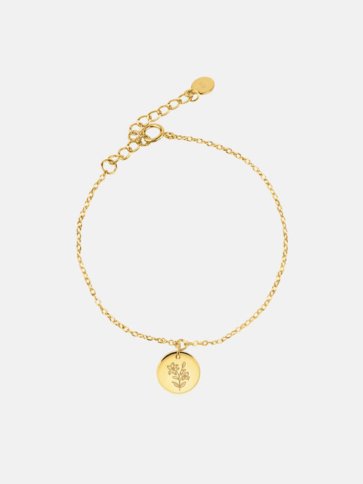 Tender Objects Fleur Essential Chain Bracelet - Stylish and customizable jewelry with birthflower charm, freshwater pearl, and gold-plated heart. A versatile accessory for chic and personalized looks on any occasion.